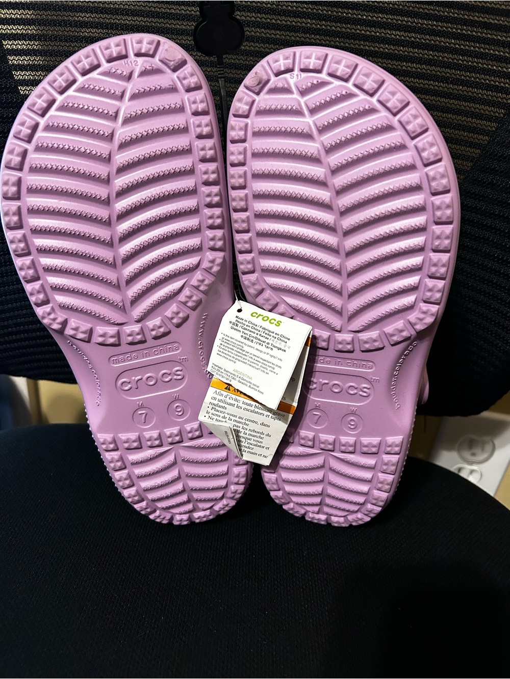 CROCS Classic Clog in Light Purple - Picture 4 of 4